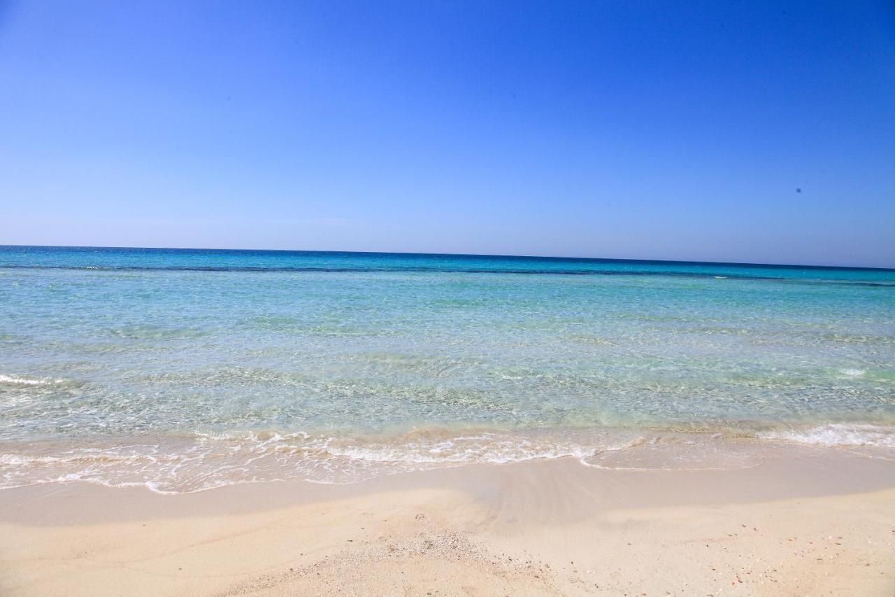 Hotel Beach Salento Marina Di Pescoluse Dış mekan fotoğraf